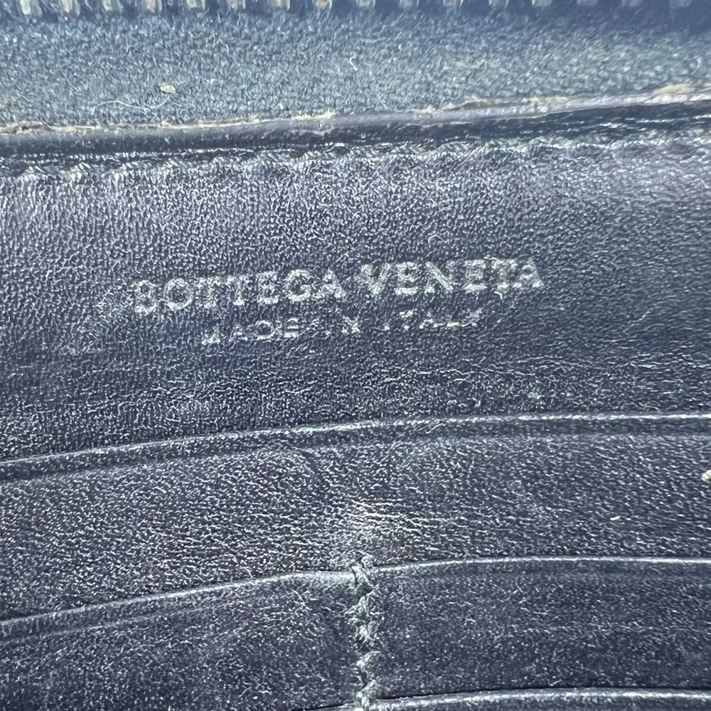 1059: Bottega Veneta Intrecciato Zip Around Continental Wallet Black